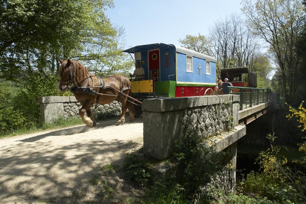 Roulotte sur la voie verte